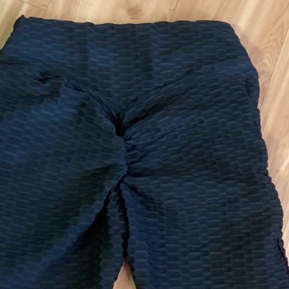 Boom Booty Anti-Cellulite Leggings - Picture 8 of 9